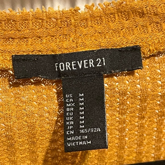 Forever 21 Oversized Button Down Top Size M - Picture 2 of 5